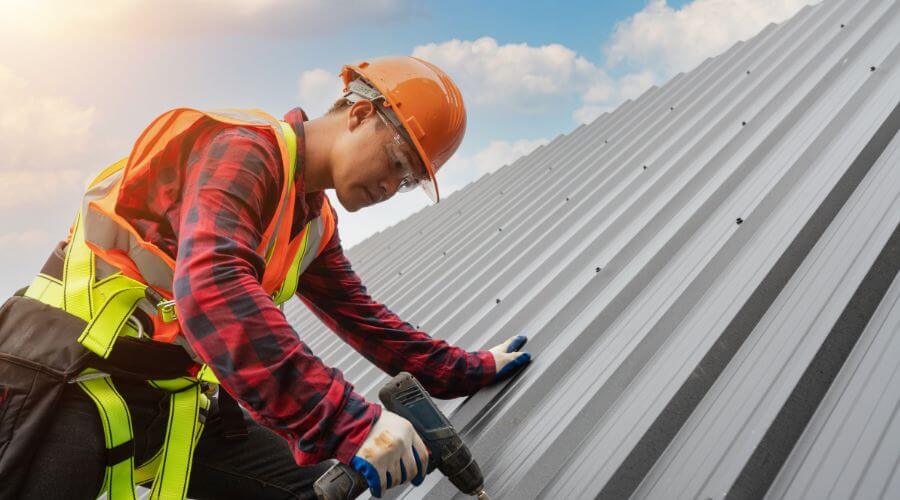 Professional Emergency Roof Repairs services in Madison, OH
